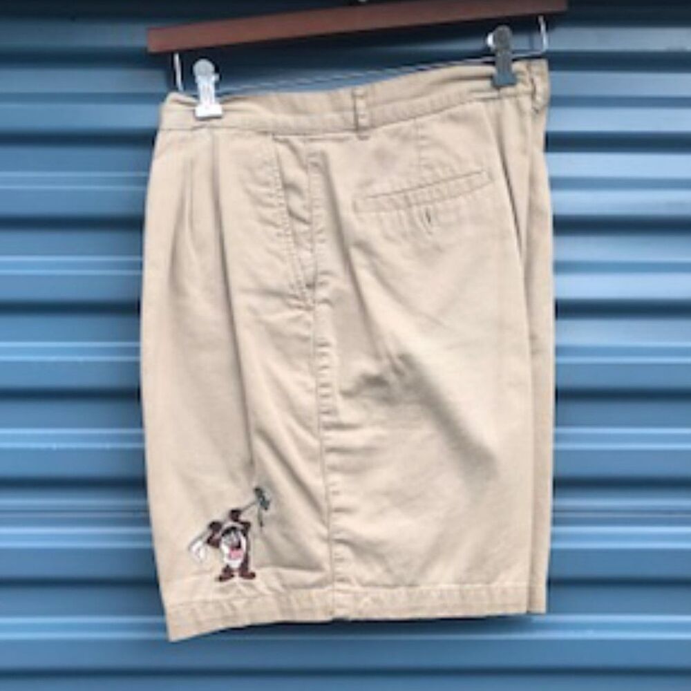Size: 38 "Tasmanian Devil" Golf Shorts . Warner Bros . Only Pair! , New w/o Tags